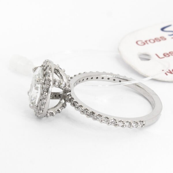 Oval Cut Engagement Rings with 1.50ct Diamond In Platinum - Image 3