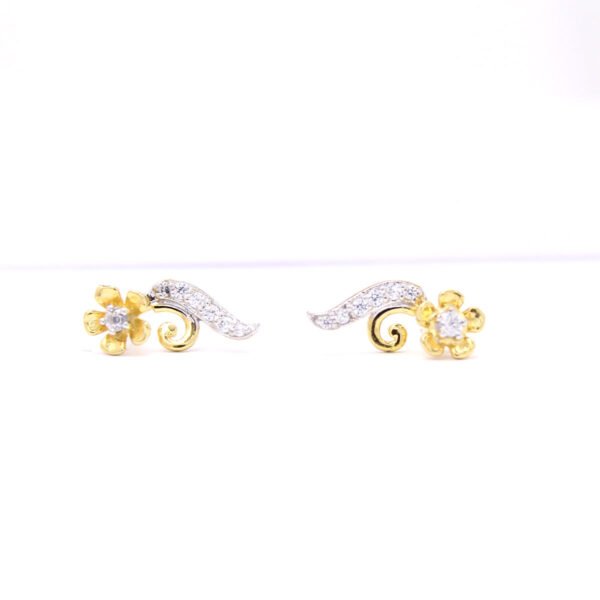 0.16ct Small Diamond Studs in 18K Yellow Gold Setting