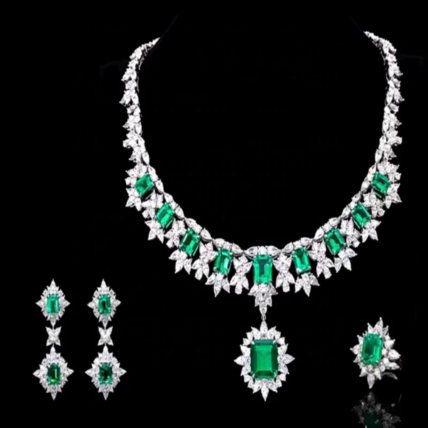 14 k gold studded bridle lab grown diamond and lab grown emerald beautiful Necklace set